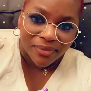 Meet your Posher, Roslyn